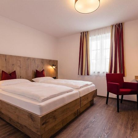 Hotel Brauerei Gaststaette Stierberg Obertaufkirchen Esterno foto