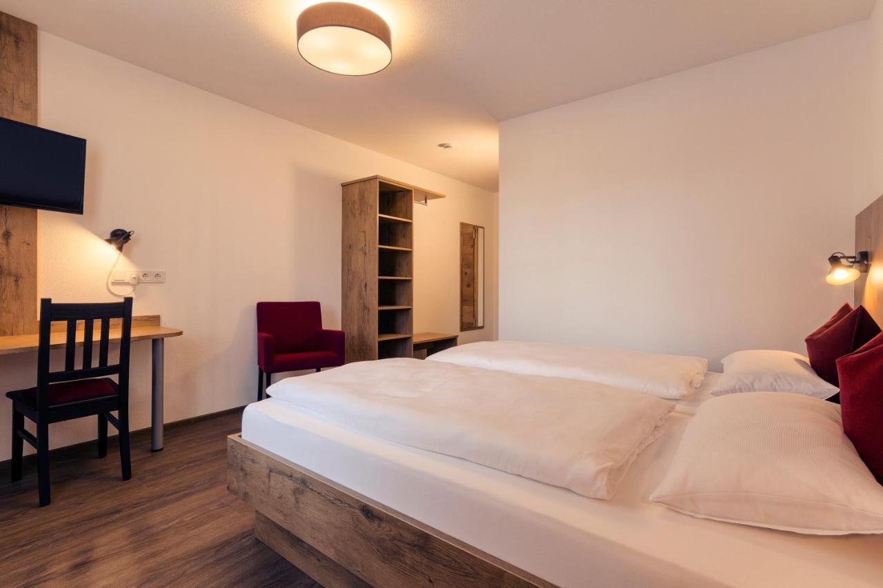 Hotel Brauerei Gaststaette Stierberg Obertaufkirchen Esterno foto